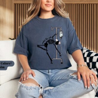 Funny Skeleton Nurse Halloween Shirt, Workin The Pole, Night Shift Nurse Gifts